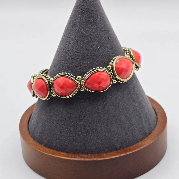 Napier Stretch Bracelet Facet Pink Tear Drops Gold‎ Tone Boho Elegant Preppy - Picture 2 of 9